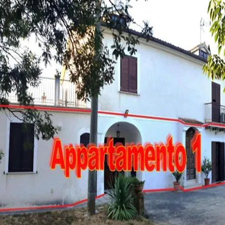 Apartman Country Chic Antico Casale - Piscina Idromassaggio Lettini, Solarium, Cinema Experience, Wifi, Parcheggio