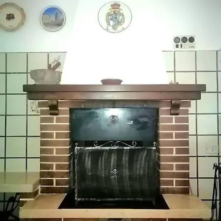 Country Chic Antico Casale - Piscina Idromassaggio Lettini, Solarium, Cinema Experience, Wifi, Parcheggio Appartement *