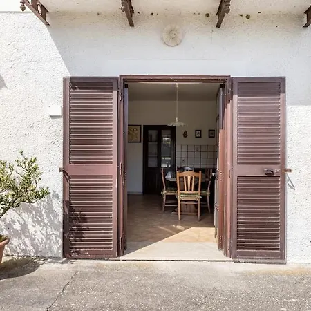 Country Chic Antico Casale - Piscina Idromassaggio Lettini, Solarium, Cinema Experience, Wifi, Parcheggio Caiazzo