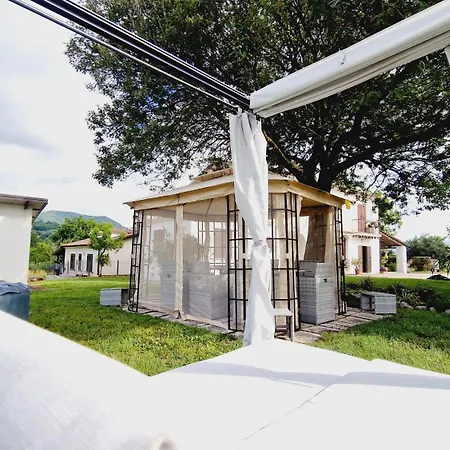 Country Chic Antico Casale - Piscina Idromassaggio Lettini, Solarium, Cinema Experience, Wifi, Parcheggio Caiazzo