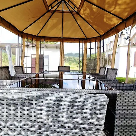 Country Chic Antico Casale - Piscina Idromassaggio Lettini, Solarium, Cinema Experience, Wifi, Parcheggio * Caiazzo