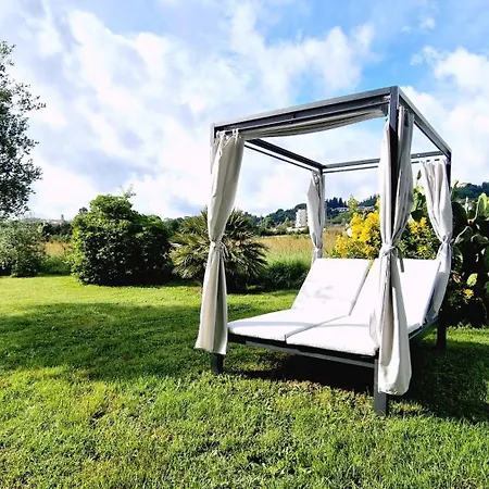 Apartment Country Chic Antico Casale - Piscina Idromassaggio Lettini, Solarium, Cinema Experience, Wifi, Parcheggio *
