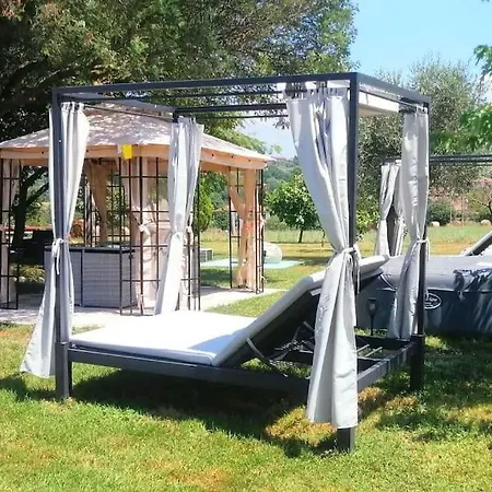 Country Chic Antico Casale - Piscina Idromassaggio Lettini, Solarium, Cinema Experience, Wifi, Parcheggio Διαμέρισμα *