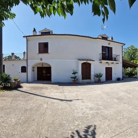 Country Chic Antico Casale - Piscina Idromassaggio Lettini, Solarium, Cinema Experience, Wifi, Parcheggio * Caiazzo