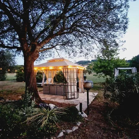 Appartement Country Chic Antico Casale - Piscina Idromassaggio Lettini, Solarium, Cinema Experience, Wifi, Parcheggio Caiazzo