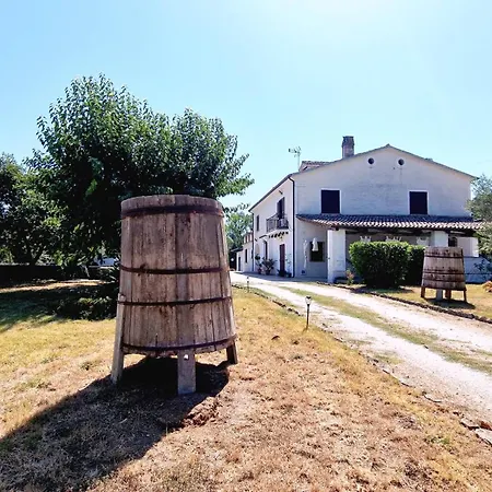 Country Chic Antico Casale - Piscina Idromassaggio Lettini, Solarium, Cinema Experience, Wifi, Parcheggio Caiazzo