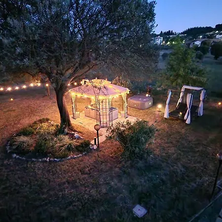 Country Chic Antico Casale - Piscina Idromassaggio Lettini, Solarium, Cinema Experience, Wifi, Parcheggio * Caiazzo