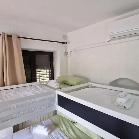 Country Chic Antico Casale - Piscina Idromassaggio Lettini, Solarium, Cinema Experience, Wifi, Parcheggio