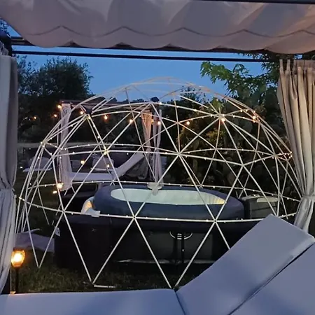 Country Chic Antico Casale - Piscina Idromassaggio Lettini, Solarium, Cinema Experience, Wifi, Parcheggio Apartment