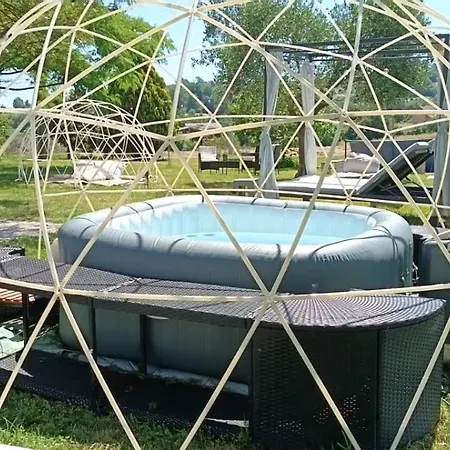 Country Chic Antico Casale - Piscina Idromassaggio Lettini, Solarium, Cinema Experience, Wifi, Parcheggio Appartement *