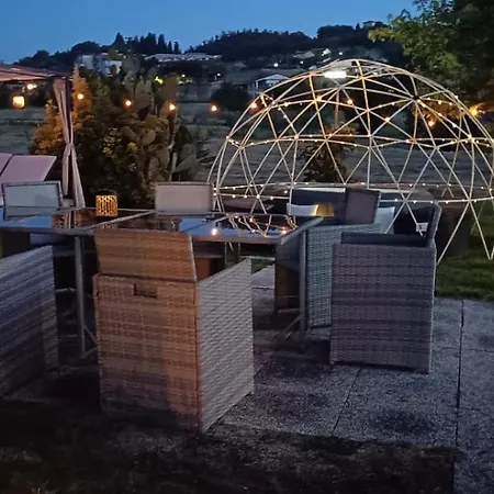 Country Chic Antico Casale - Piscina Idromassaggio Lettini, Solarium, Cinema Experience, Wifi, Parcheggio * Caiazzo