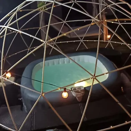 Appartement Country Chic Antico Casale - Piscina Idromassaggio Lettini, Solarium, Cinema Experience, Wifi, Parcheggio